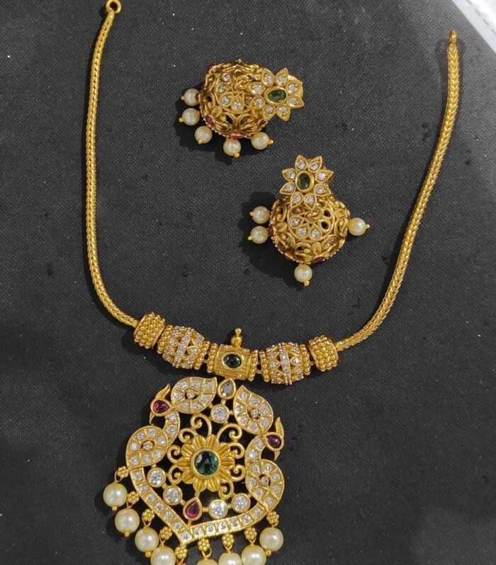 Mate necklace